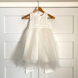 Little Girls Tulle Flower Girl Dress